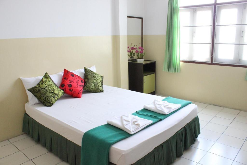 Hotel Seabreeze Mansion Phuket Zimmer foto